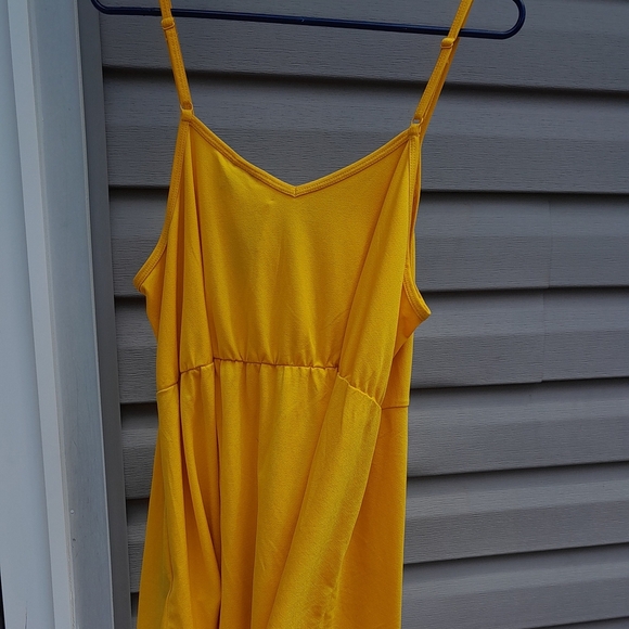 Torrid Bright Yellow V-Neck Spaghetti Straps Tank Top Blouse Womens 2X NWT - Picture 6 of 6